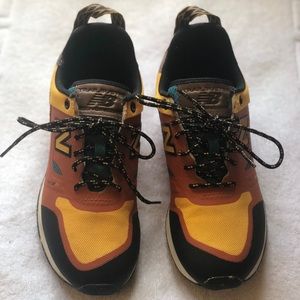 NEW BALANCE/FANTOM FIT SNEAKERS